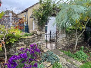 Photo 3- click for photo gallery